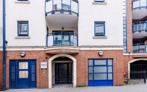 Photo 33- click for photo gallery